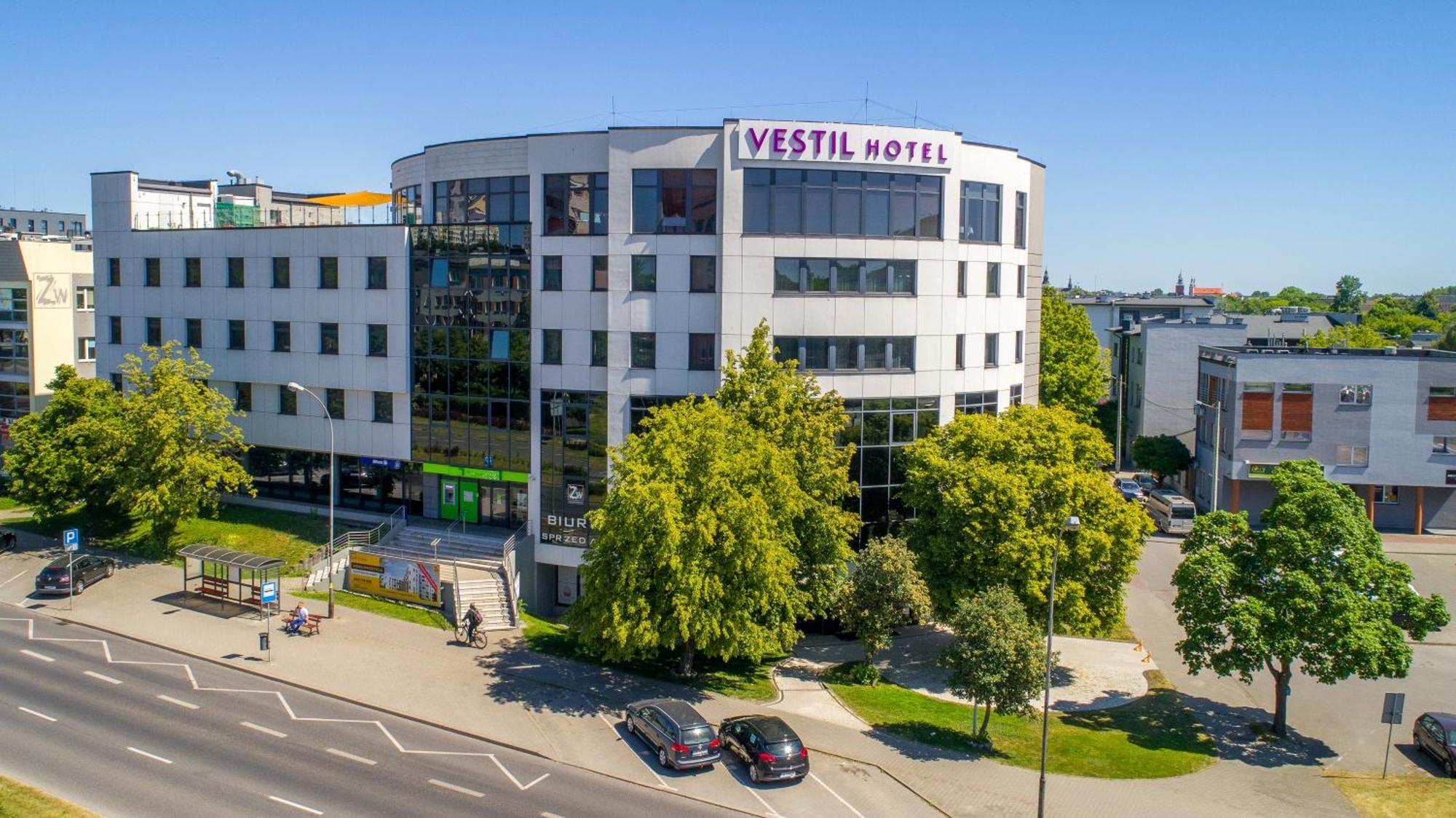 Vestil Hotel Piotrków Trybunalski Exterior photo